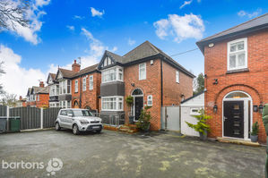 Photo 30- click for photo gallery